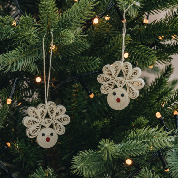 Pakabinama rankų darbo Kalėdinės eglutės dekoracija, 2 vnt. rinkinys