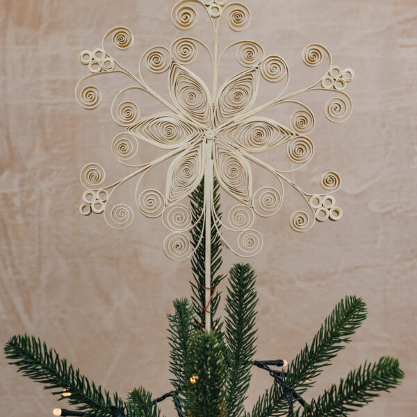 Pakabinama rankų darbo Kalėdinės eglutės viršūnė